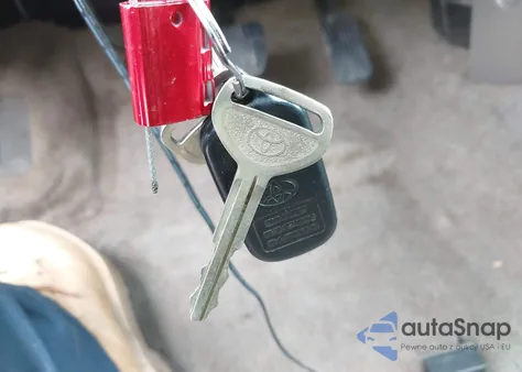 2006 Toyota Tundra Sr5 V8 from USA, damaged, VIN 5TBBT44186S486131